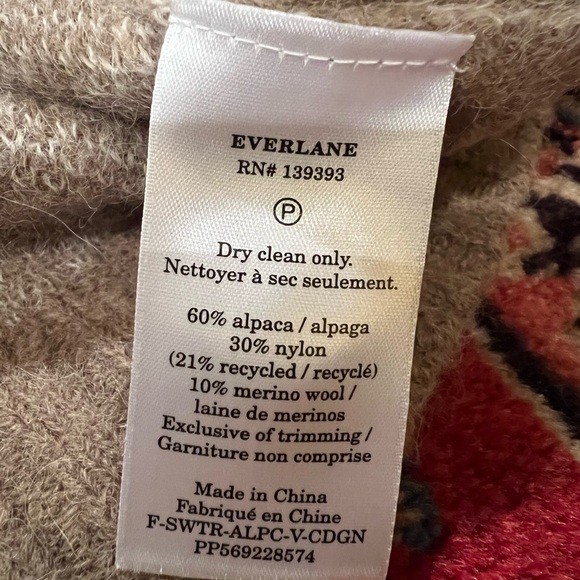 Everlane THE ALPACA V-NECK CROPPED CARDIGAN in lightest taupe — Women’s Medium - Picture 11 of 11